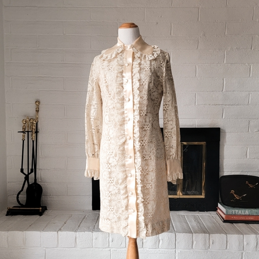 60s Long Sleeve Lace and Stain Wide Collar Flare Cuff mini dress - wedding